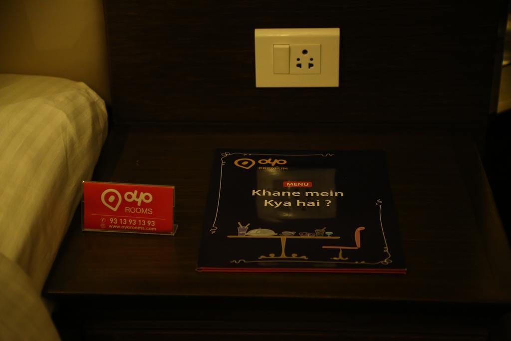 Oyo Premium Panchkula Sector 5 Hotel Ngoại thất bức ảnh
