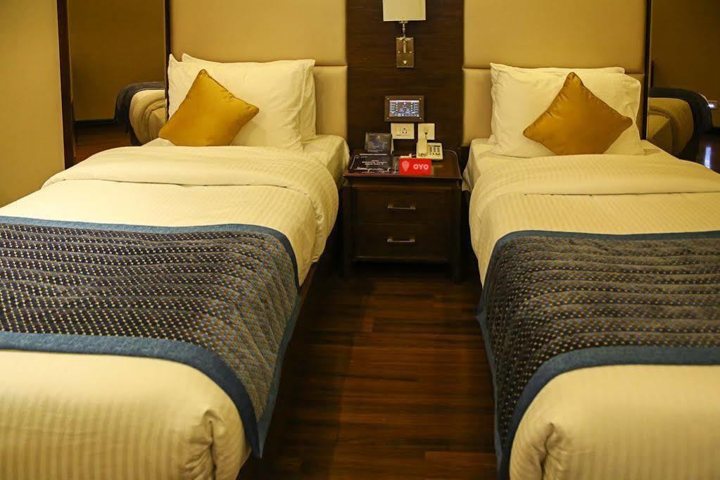 Oyo Premium Panchkula Sector 5 Hotel Ngoại thất bức ảnh